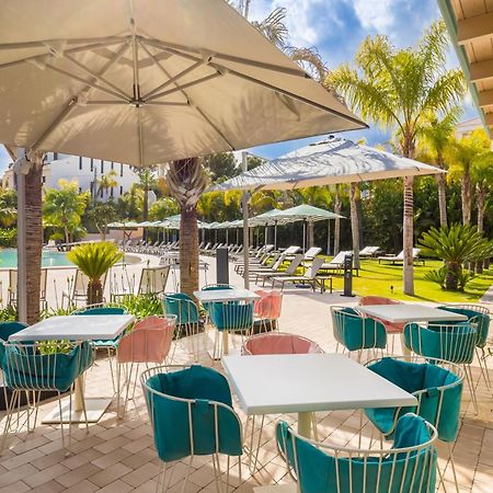 Отель Barcelo La Nucia Palms Экстерьер фото The pool at the W South Beach